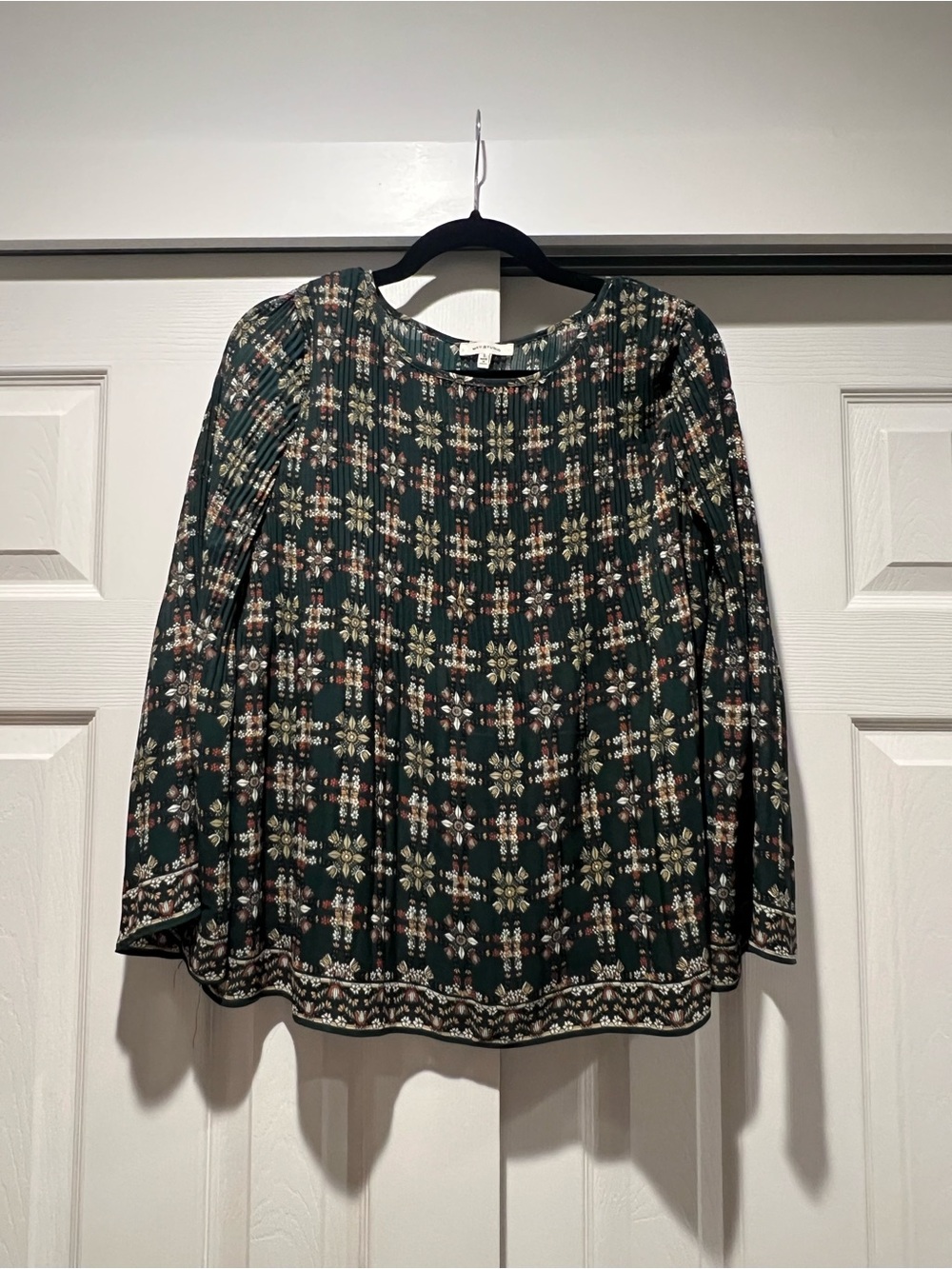 Max Studio Dark Green Printed Long-Sleeve Blouse (fits like M)